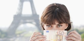 Earn Money While Travelling