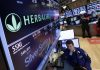 As Herbalife Stocks Fall, Its Main Shareholder Cashes Out