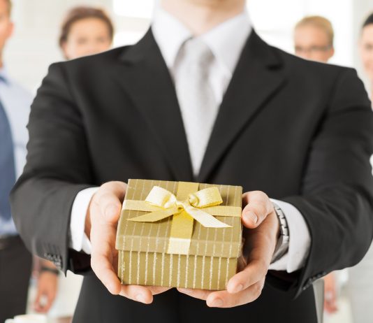 The Art Of Gift Giving: Business Edition