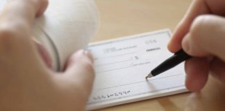 Personal VS Business Checks: What Is The Difference?