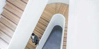 Building a Winning Team: A Guide to Creating a Strong Corporate Culture